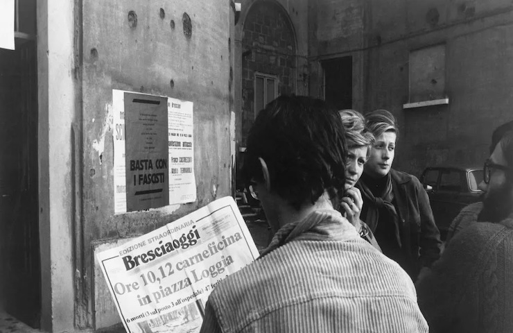 I titoli di giornale dopo la strage di piazza Loggia a Brescia