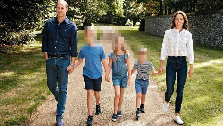 Royal family, William e Kate curiosità principessa Charlotte olive