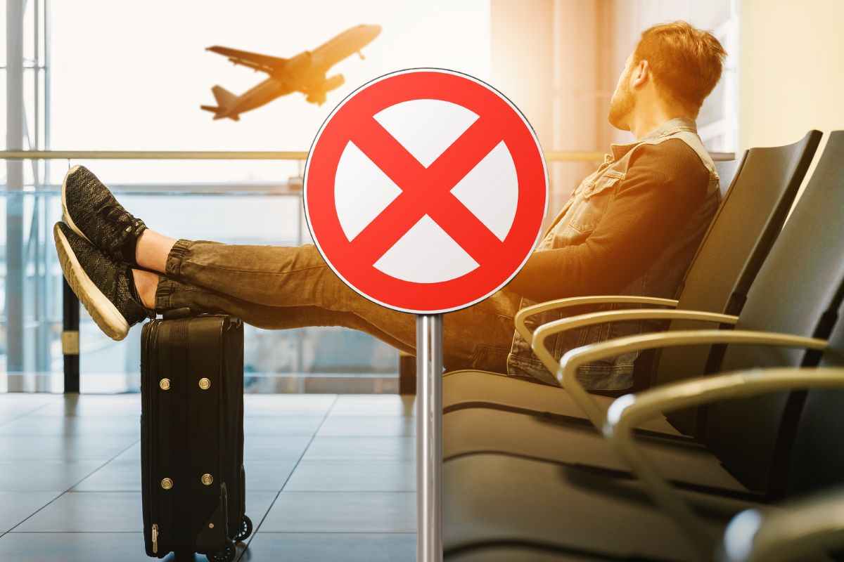 Divieto aeroporto: viaggiatori avviliti