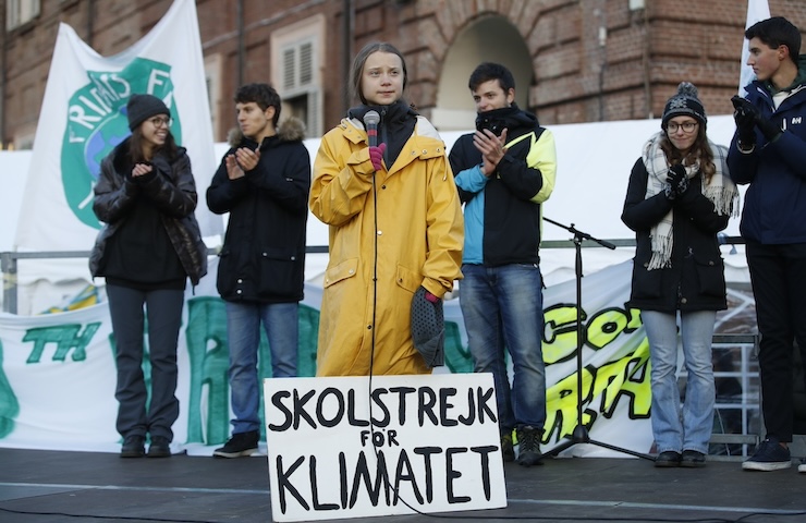 L’attivista Greta Thunberg a una manifestazione per il clima a Torino, 13 dicembre 2020 